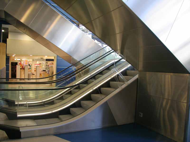 Elevators / Escalators